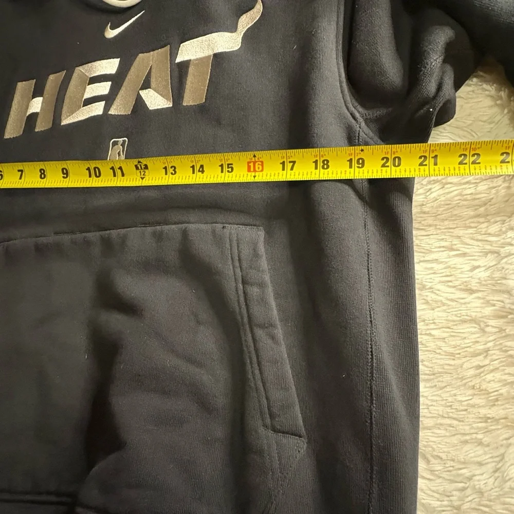 NIKE Miami Heat Black Embroidery Heavy Hoodie Size M Men's
